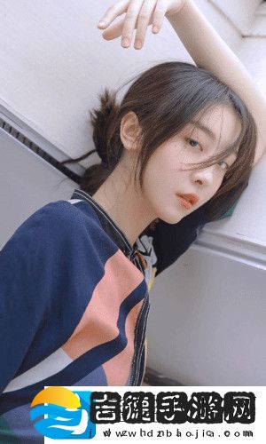 我用qie蹭同桌的边界感缺失，网友：玩笑也要有个限度啊！