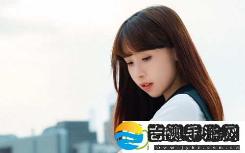 父亲有力挺送女儿的花园：如何让孩子在花园中收获爱与关怀，感受父爱的伟大！