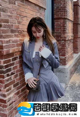 100%胸片曝光率图片女生，展现风采与自信，网友：真实之美，令人惊叹！