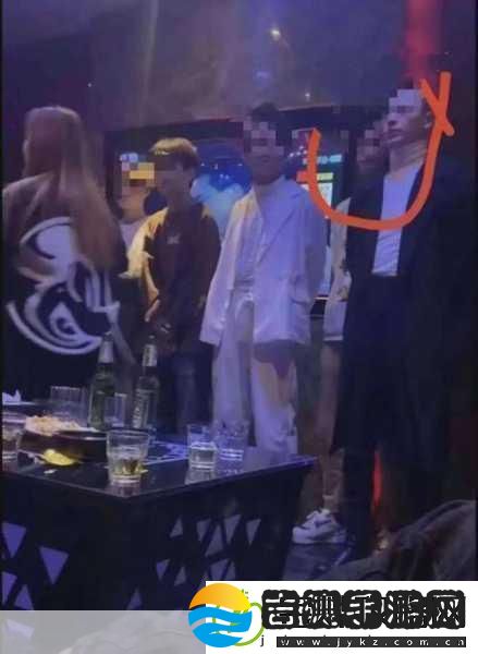 杭州富婆KTV夜嗨男模