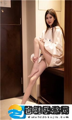 为何“www.深夜成人欲望花园、迷离镜像，网友：难以抗拒的午夜心跳！