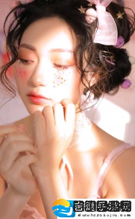 扒开❌狂揉❌喷水短视频欲望释放，网友：简直让人血脉喷张！