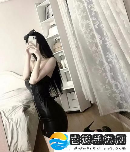 一边下奶一吃敷面膜视频-60分钟的生活顶配范例：有人看热闹，有人悟人生真谛