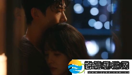 难哄桑延苦练8块腹肌