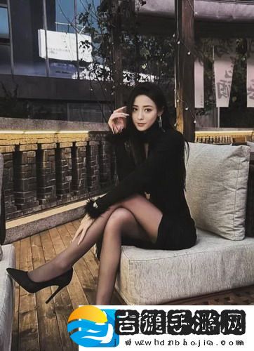 含羞草免费观看电视剧的背景故事：揭示剧中人物情感波动与社会现实的深刻内涵