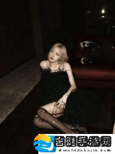 100%胸片曝光率图片女生：展现女性自信之美，打破传统观念的束缚！
