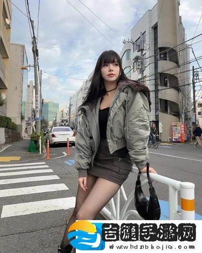 三年成都中文在线观看免费版：探索成都文化魅力，尽享精彩内容与无限乐趣！