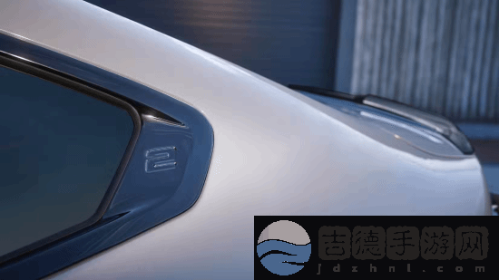 曝全新宝马2系四门轿跑车明年国内上市