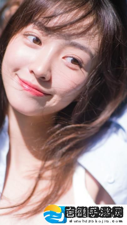 美女裸体全身㊙️遮挡动漫奇幻冒险与精美画风，网友：情节独特让人一看就停不下！