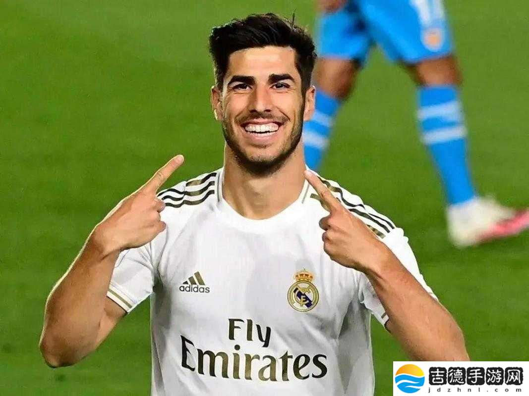 FIFA足球世界马尔科·阿森西奥锋线利刃的进攻与防守数据全面剖析