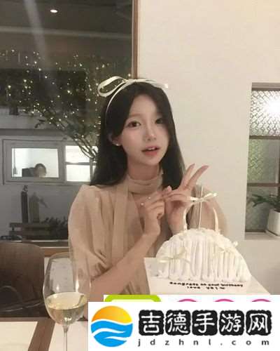 91在线**精品㊙️入口污鱼炸全场！用户直言