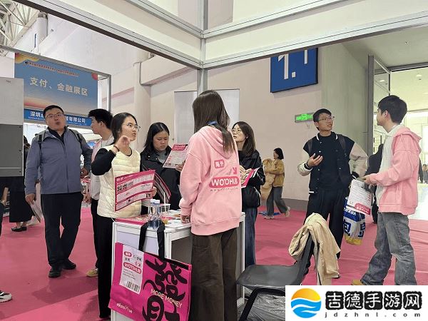 卧兔网络中国跨交会展现海外红人营销新风采，助力品牌全球引流