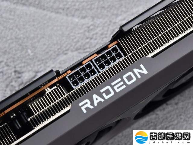 2000元显卡优选！蓝宝石RX 7650 GRE 8G黑钻版OC性能颜值双在线