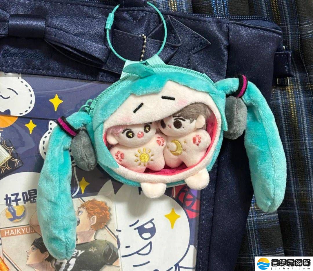 棉花娃娃：00后的“萌宠”新选择，养娃也能不烧钱？