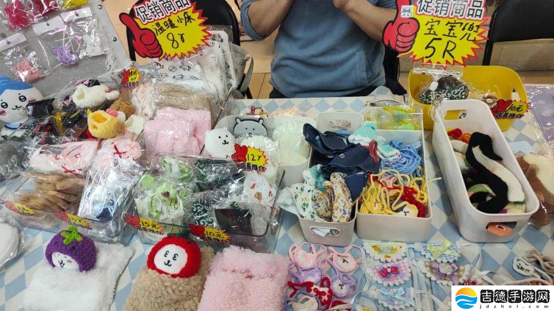 棉花娃娃：00后的“萌宠”新选择，养娃也能不烧钱？