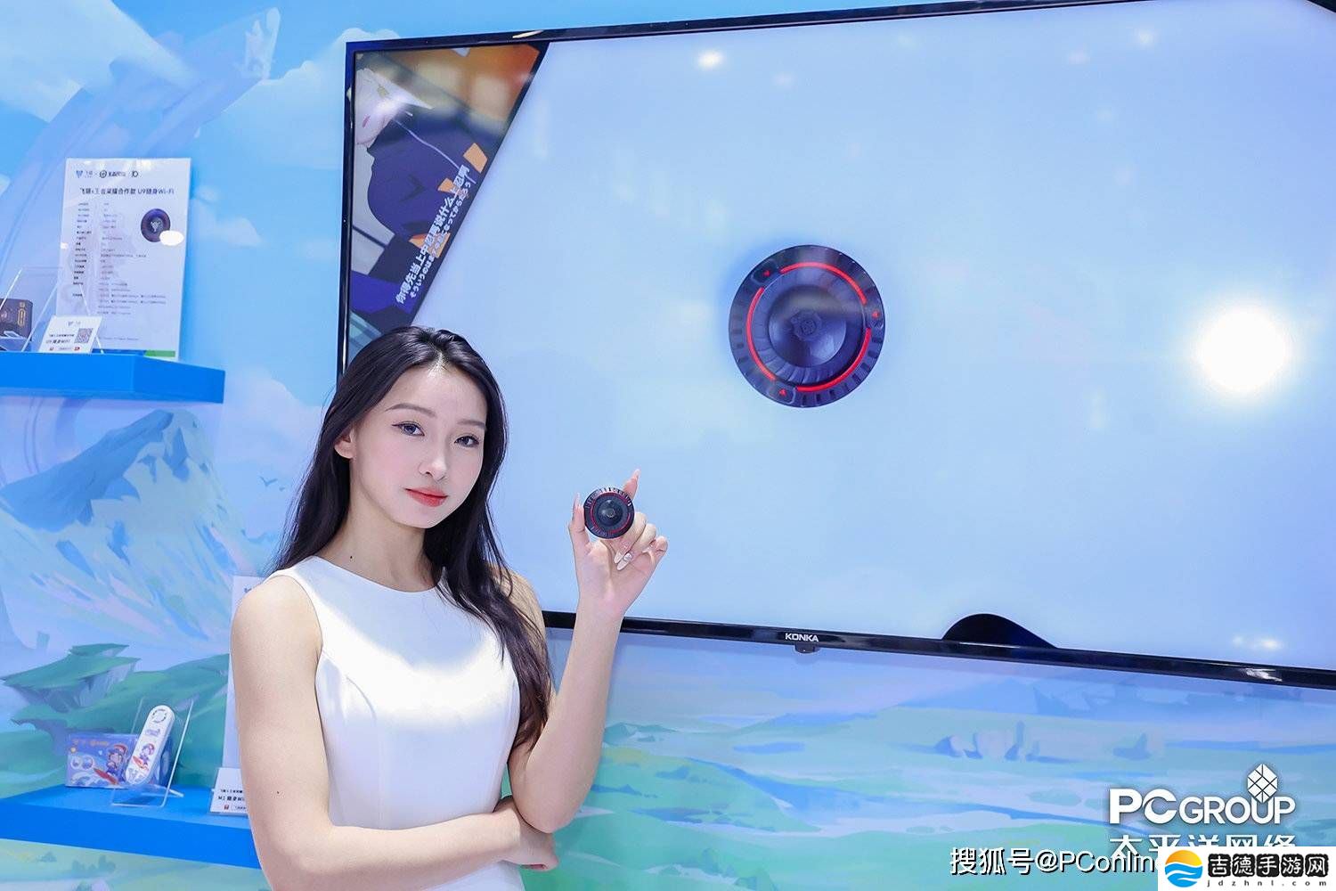 AWE 2025展会上演科技盛宴,飞猫随身Wi-Fi携手王者荣耀引领潮流