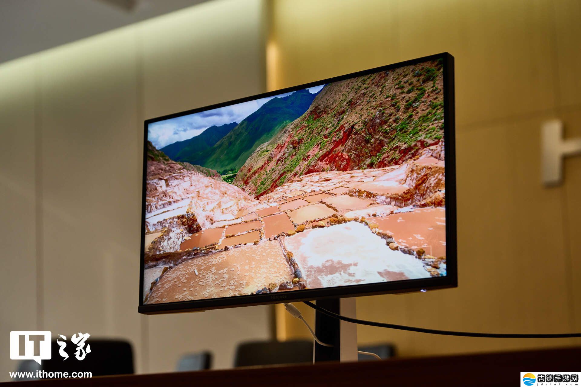 海信大圣 G9 显示器将于下月上市：4K 160Hz / FHD 320Hz 双模、2304 分区、1.8% 反射率