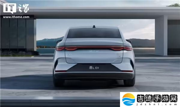 比亚迪全新纯电轿车秦 L EV 上市：11.98 万-13.98 万元，标配天神之眼 C 智驾