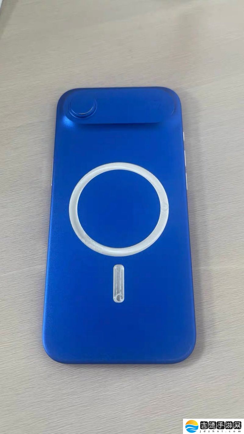 5.5 毫米极致轻薄，苹果 iPhone 17 Air 最新机模曝光