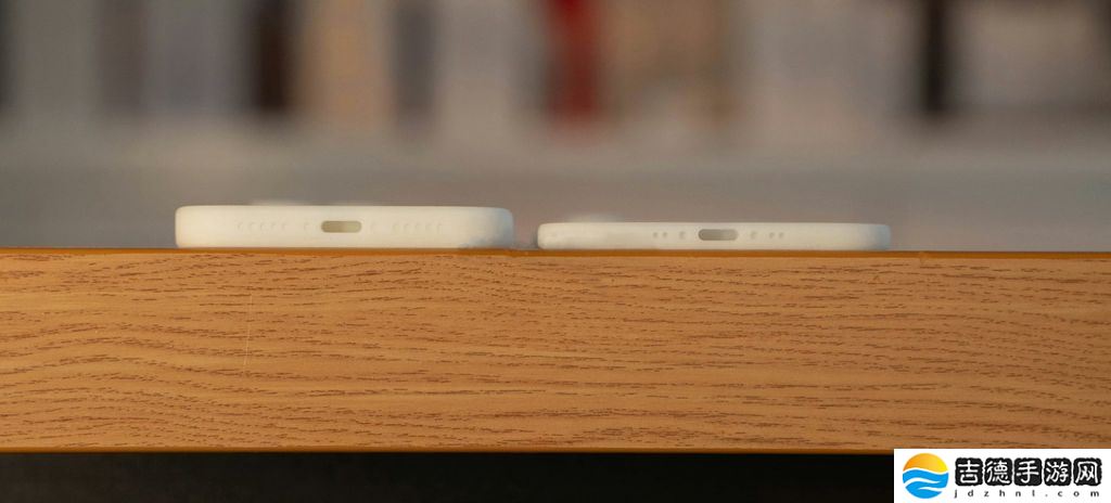 5.5 毫米极致轻薄，苹果 iPhone 17 Air 最新机模曝光