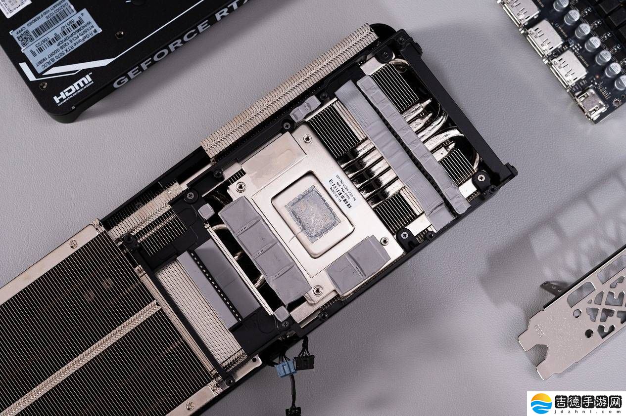 耕升RTX 5070追风OC评测：DLSS 4加持，2K游戏新体验！