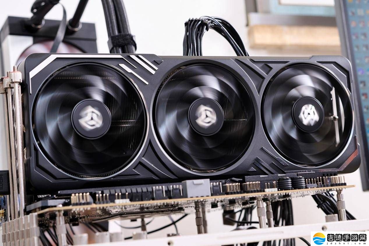 影驰RTX 5070 Ti金属大师OC：4K光追新选择，性能颜值双在线！