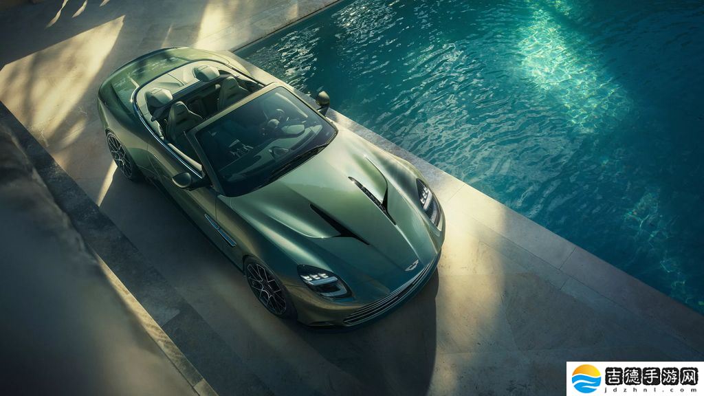 全球最快前置引擎敞篷车：阿斯顿・马丁 Vanquish Volante 咆哮登场，824 马力极速 344 km/h