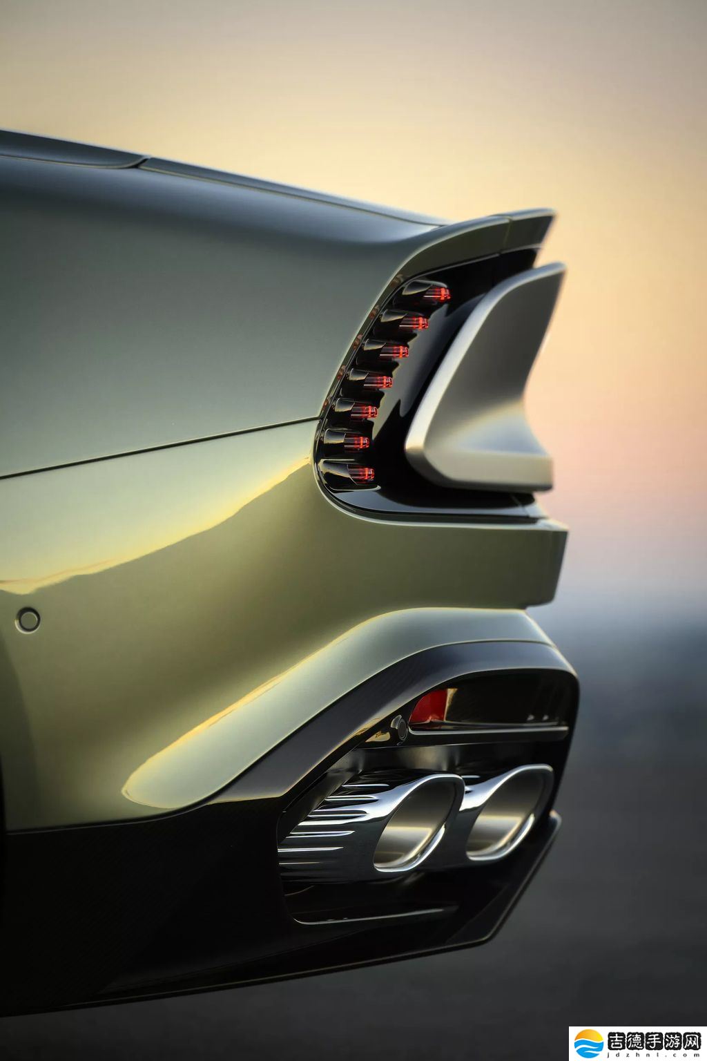 全球最快前置引擎敞篷车：阿斯顿・马丁 Vanquish Volante 咆哮登场，824 马力极速 344 km/h