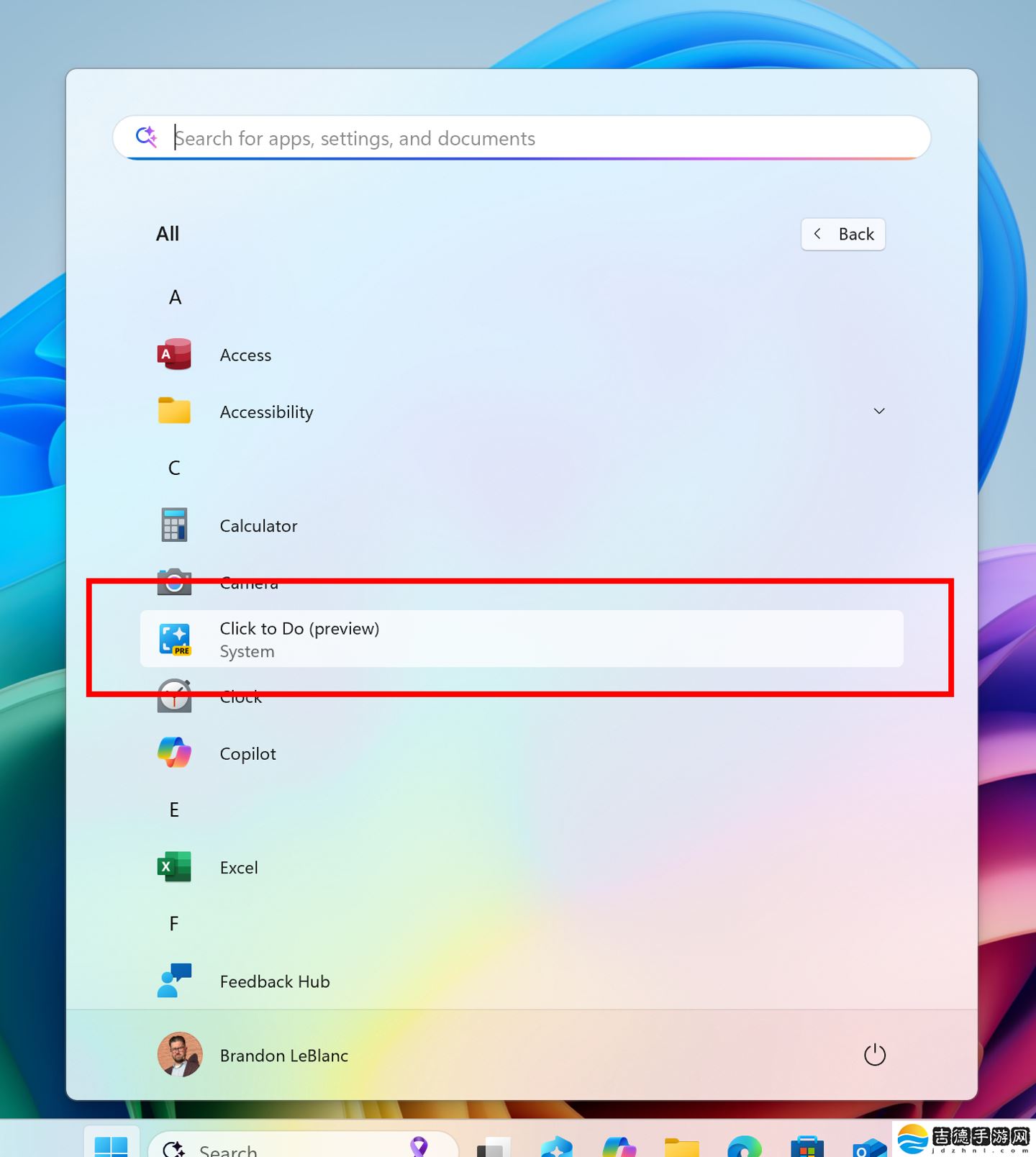 微软推送 Win11 Dev 26200.5516 预览版：绿屏界面调整，为 AMD 英特尔 Copilot+ PC 用户带来本地语义搜索功能