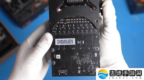 RTX 4090显存翻倍至48GB实测：功耗飙升，噪音直逼极限！