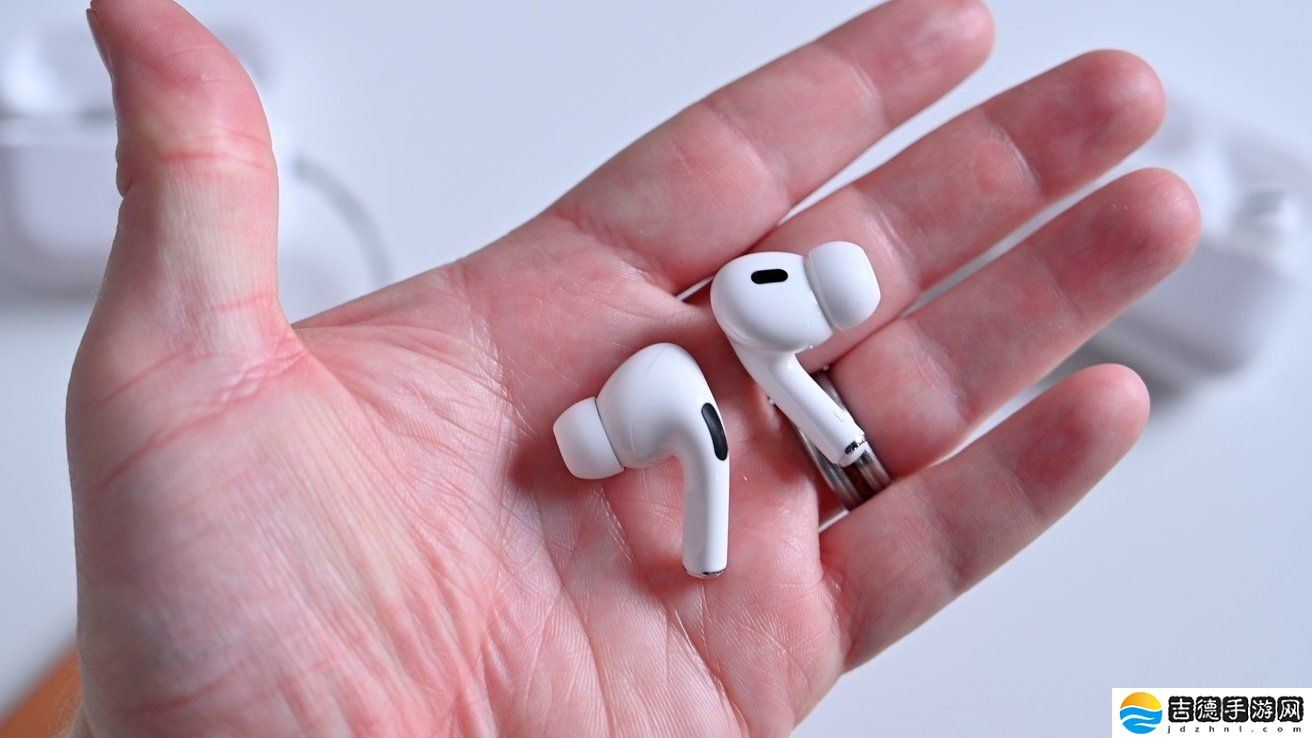 突破音频边界：新专利暗示苹果 AirPods 将配摄像头，进化成能感知环境的智能终端