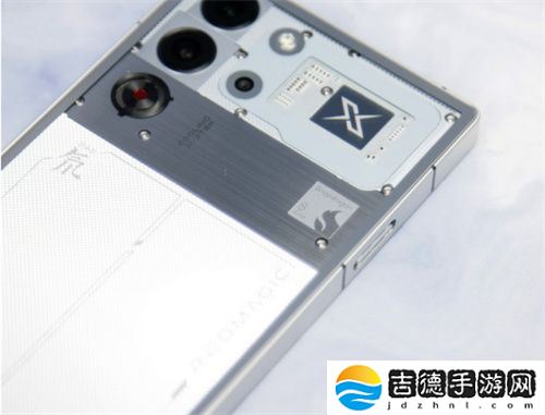成功引领旗舰革命后，高通的底气明显更足了