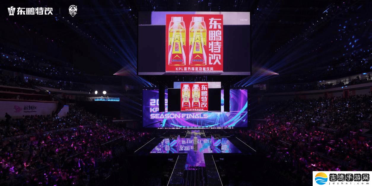 东鹏特饮游戏营销进化论：如何以跨界联动征服年轻消费者？