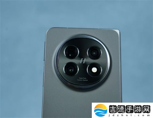 成功引领旗舰革命后，高通的底气明显更足了