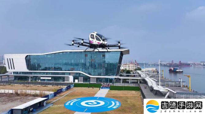 全球首个四证集齐 eVTOL 企业，亿航智能获得运营合格证（OC）
