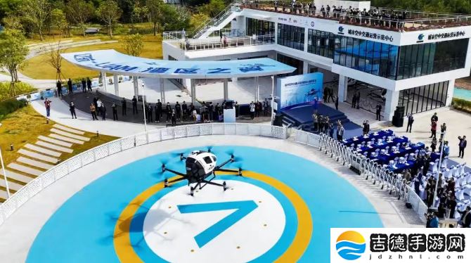 全球首个四证集齐 eVTOL 企业，亿航智能获得运营合格证（OC）