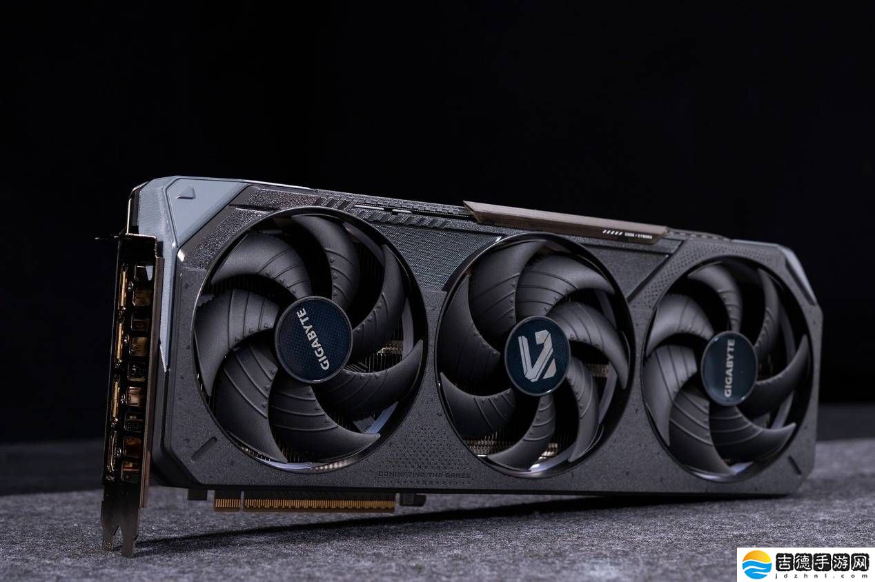 技嘉RTX 5070魔鹰显卡评测：DLSS 4性能飞跃，游戏体验再升级！