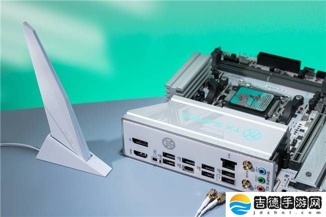 华硕B650E天选主板上市：高颜值高性能，二次元玩家新宠！