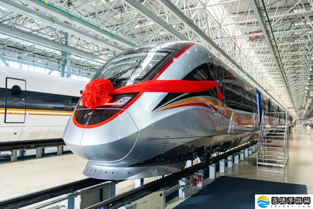 时速 200 公里、车窗显示信息，中车长客国内最新一代智能城际动车组下线