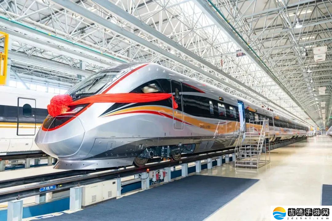 时速 200 公里、车窗显示信息，中车长客国内最新一代智能城际动车组下线
