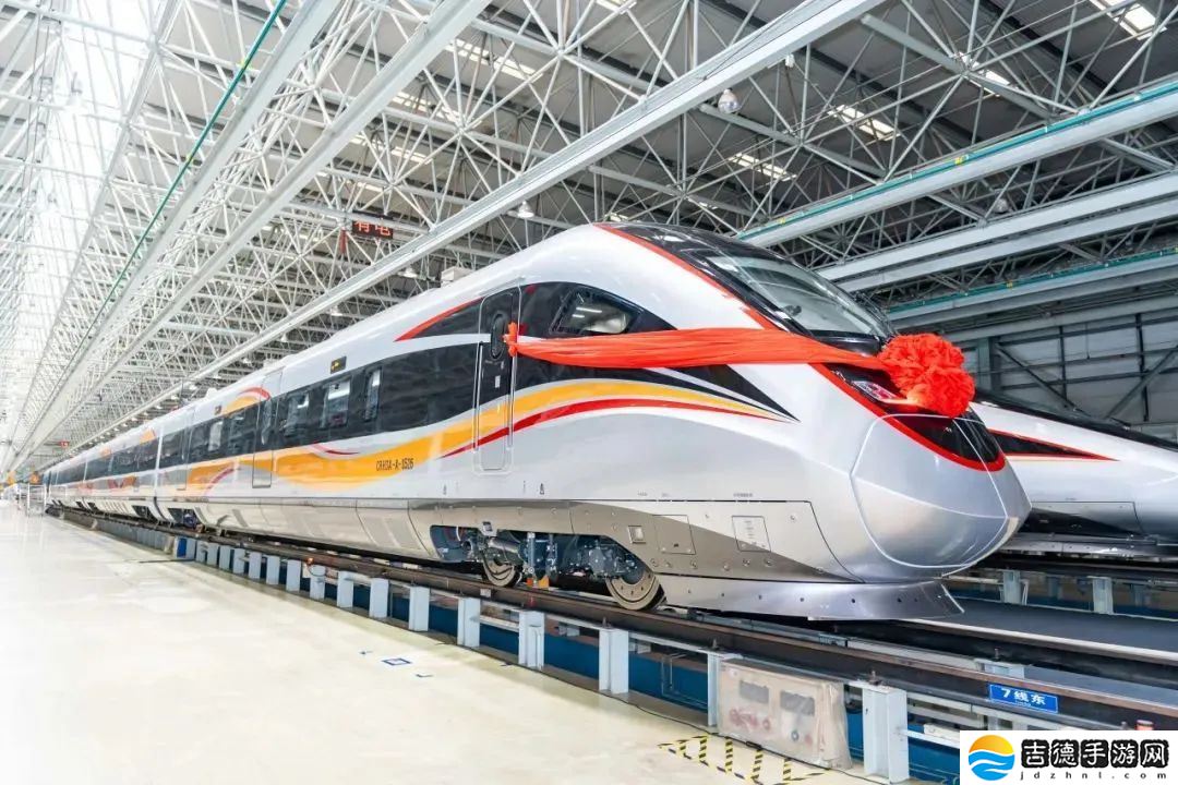 时速 200 公里、车窗显示信息，中车长客国内最新一代智能城际动车组下线