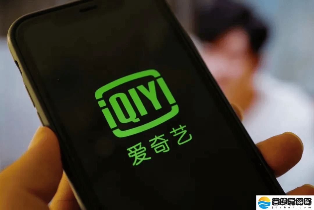 爱奇艺游戏业务掌舵人何云鹏离职，杨向华接任，业绩挑战下何去何从？