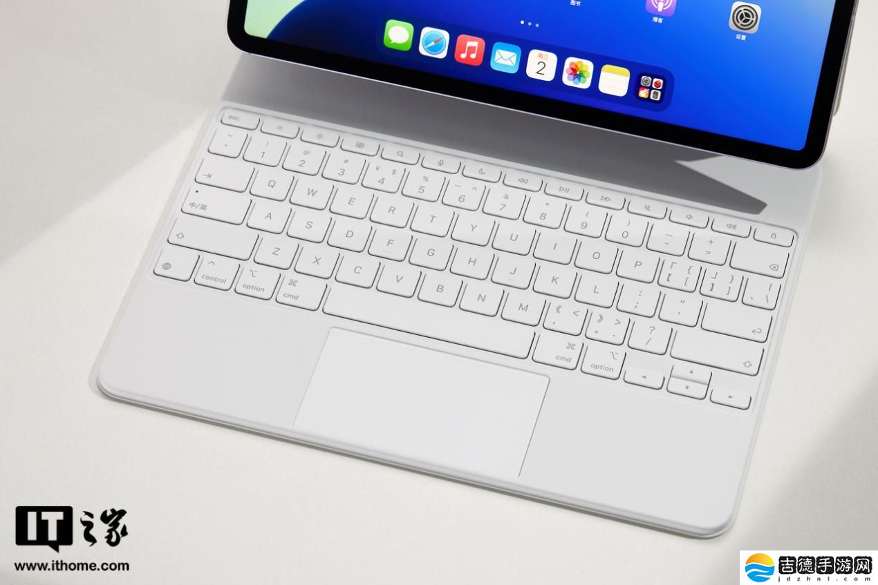 【IT之家评测室】2025 款 iPad Air 体验：M3 芯片带来顶级性能，全能体验进化