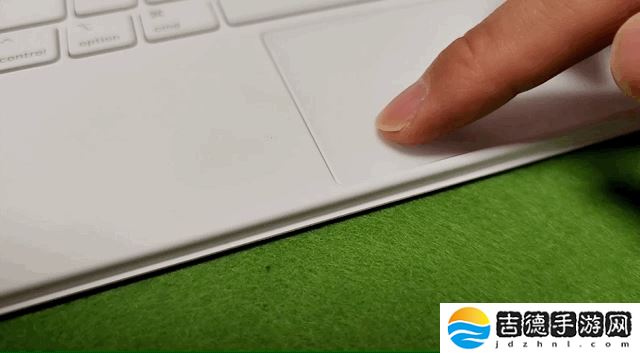 【IT之家评测室】2025 款 iPad Air 体验：M3 芯片带来顶级性能，全能体验进化
